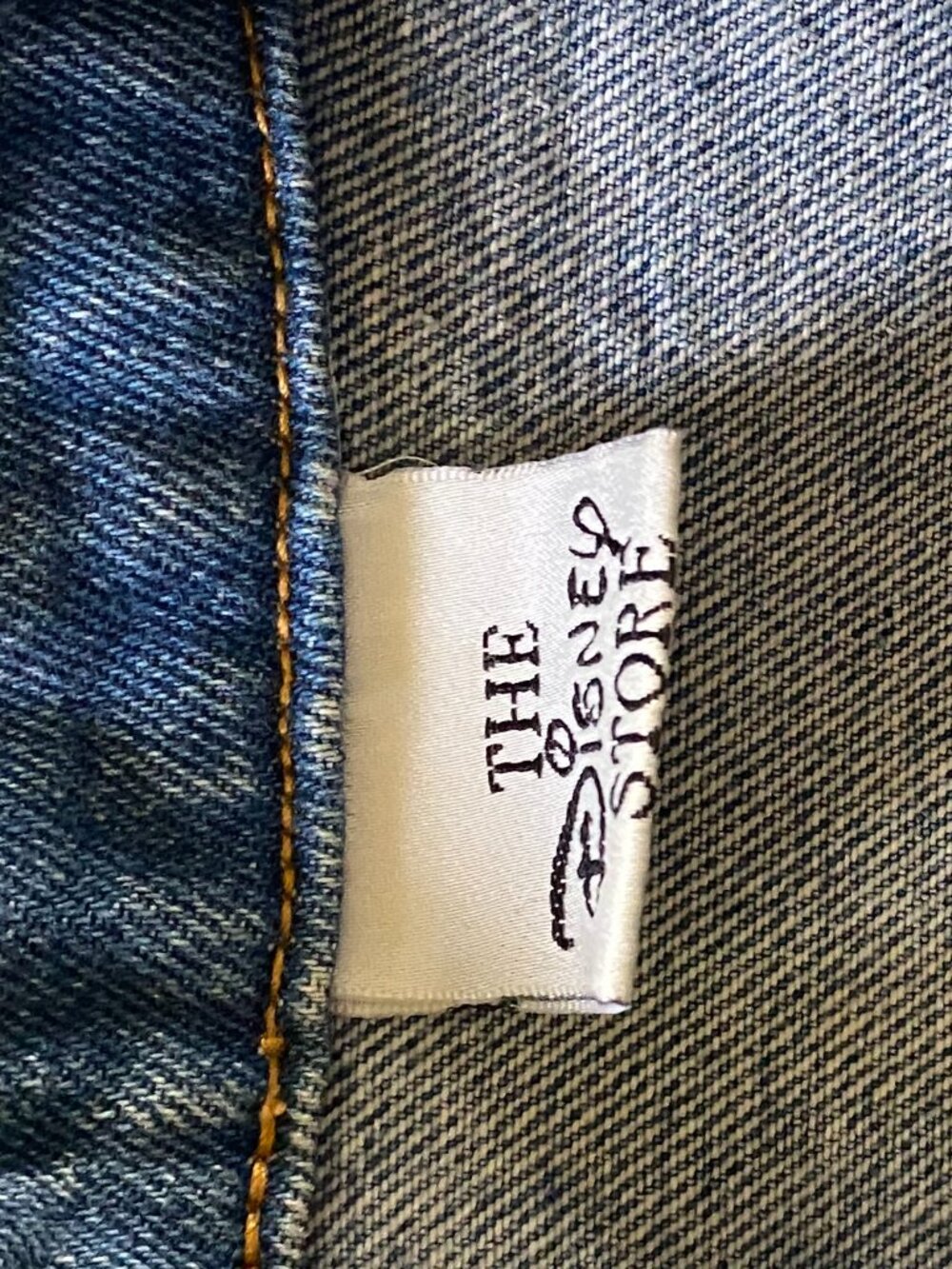 Vintage 90s Disney Store Mickey & Friends Embroidered Denim Jacket Med Wash - Picture 9 of 9